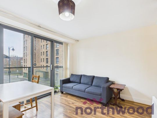 Studio to rent - Photo 1