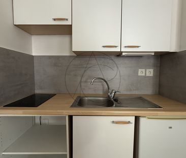 Location Appartement 1 pièce 25m² AIX EN PROVENCE 13100 - Photo 3