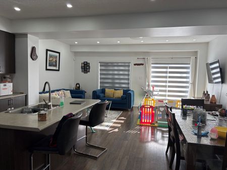 For Lease - 39 SUNSET Way, Thorold, Ontario - Photo 2