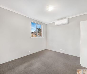 2/5 Adams Street, Queanbeyan - Photo 3