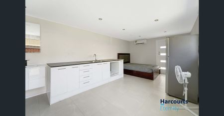 Fully Renovated With Separate Retreat! - Photo 2