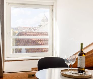 Largo Santo António da Sé 8 - Photo 2