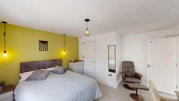 10 bedroom terraced house to rent - Photo 1