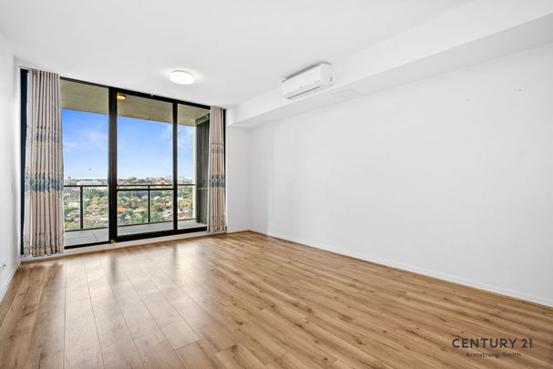 Stunning Large Apartment in the Heart of Zetland - Photo 1