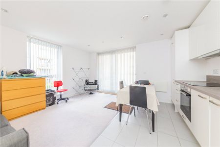1 bedroom apartment to rent - Photo 2