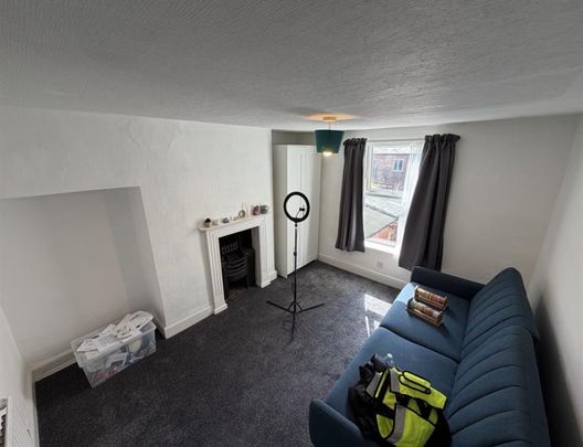 2 Bedroom Apartment To Let - Photo 1