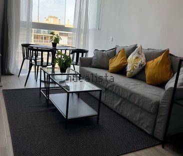 Alquiler de piso en Calle Alhamar, 6 - Photo 2