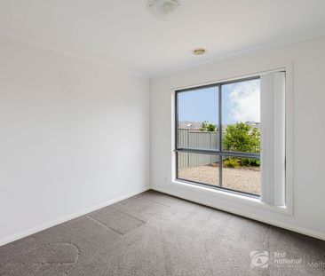 Comfortable 4-Bedroom House Perfect for Families - Photo 2