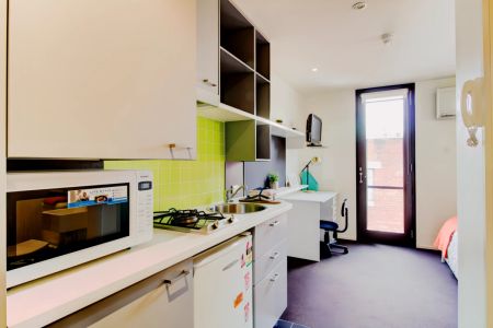 Standard Studio - Photo 3