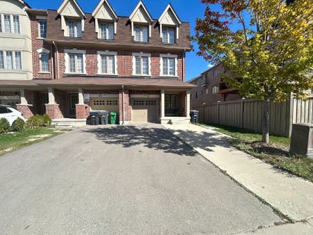 For Lease - 61 New Pines Trail Unit# Upper, Brampton, Ontario - Photo 2