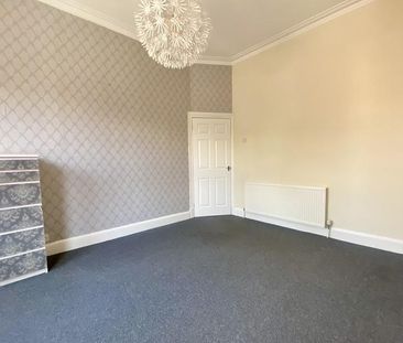 3 bedroom apartment to rent - Photo 2