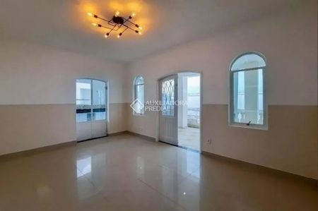 Casa com 5 quartos e 500m² para alugar em Jardim do Mar, São Bernardo do Campo. - Foto 3