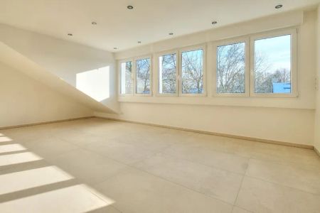 Wohnen 2.0 - so wohnt man heute! 2024 komplette sanierte luxuriöse Dachwohnung in Neuss-Selikum - Photo 2