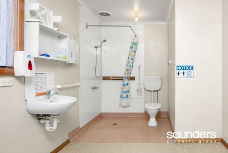 Work from home - Photo 5