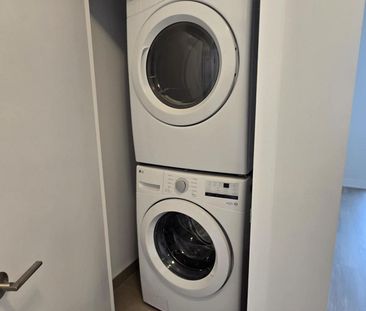 For Lease - 430 Square One Drive Unit# 1802, Mississauga, Ontario - Photo 3