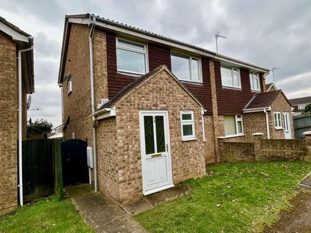 Kingfisher Drive, Banbury, OX16 - Photo 2