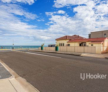 Summer is Here, A Location Not To Be Missed! - Photo 4