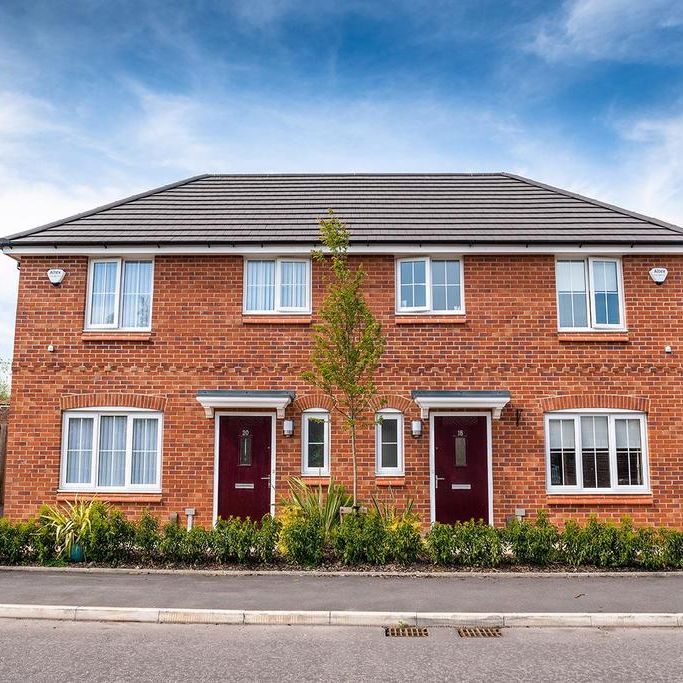 3 bedroom semi-detached house to rent - Photo 1