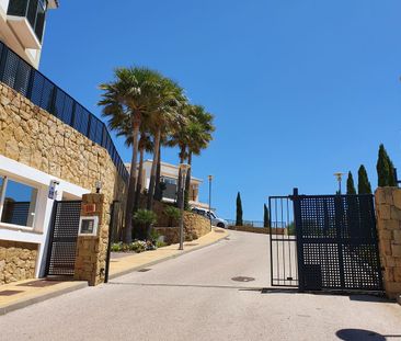 Apartment in Casares Playa, Costa del Sol - Photo 3