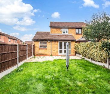 2 bedroom semi-detached house to rent - Photo 6