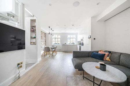 3 bedroom flat to rent - Photo 2