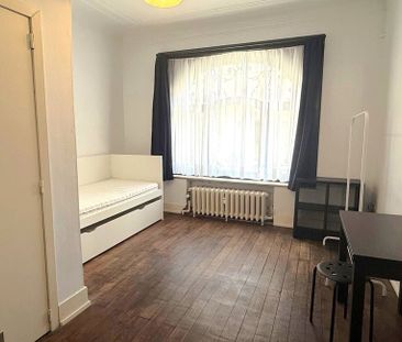 Studio met slaaphoek te huur in Sint-Gillis voor € 645 met 1 slaapk... - Photo 4