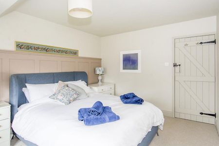 2 bedroom terraced house to rent - Photo 4