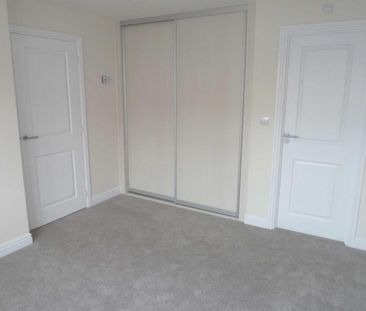 3 bedroom detached house to rent - Photo 4