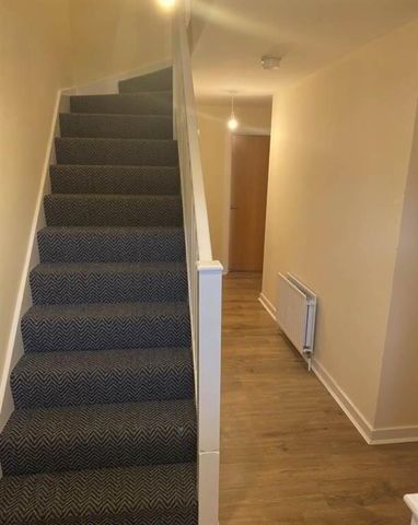 31 Glenview Park, Newtownabbey, BT37 0TG - Photo 2