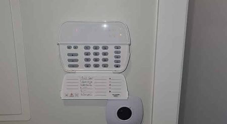 4 Bedrooms, 2 Bathrooms, Garage, Stunning Views!!! - Photo 5