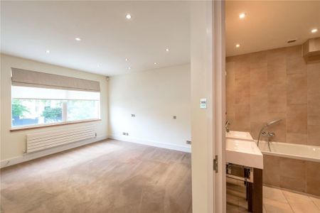 5 bedroom detached house to rent - Photo 5