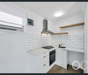 Open the door to easy living in Findon - Photo 2