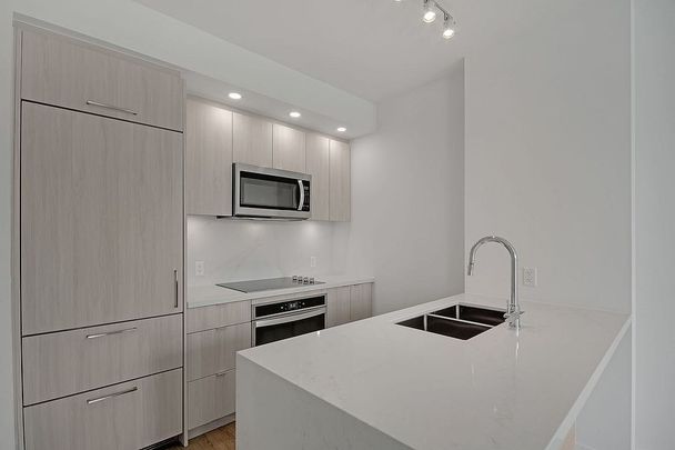 For Lease - 3 Rosewater Street Unit# TH107, Richmond Hill, Ontario - Photo 1
