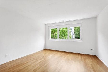 Die Sonne auf dem Balkon geniessen - Photo 2