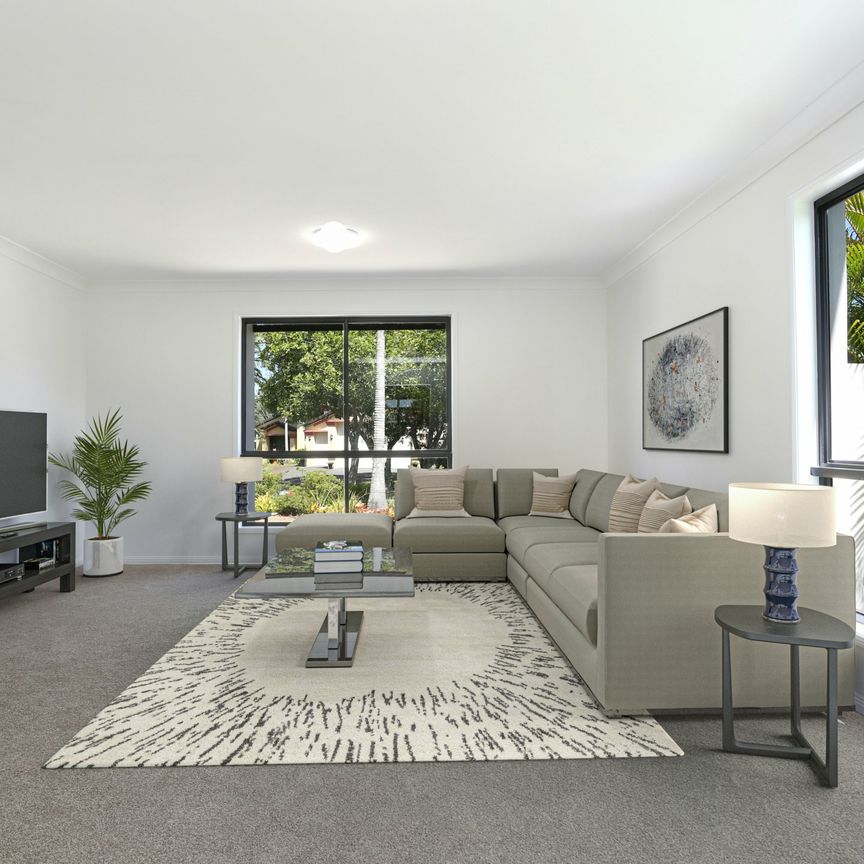 FAMILY HOME WITH POOL IN BANKSIA BEACH - Photo 1