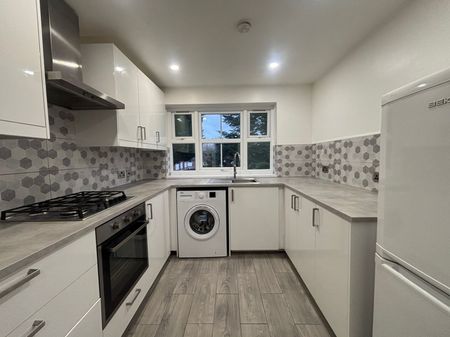 2 bedroom maisonette to rent - Photo 3