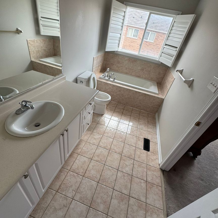 For Lease - 95 Sleightholme Crescent, Brampton, Ontario - Photo 1