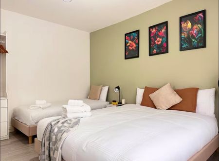 Studio Flat, Georgian Court, HA9 - Photo 2