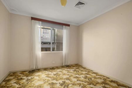 Large 3-Bedroom House with Garage in the Heart of Balmain Village - 3 Month Short Term Lease - Photo 4