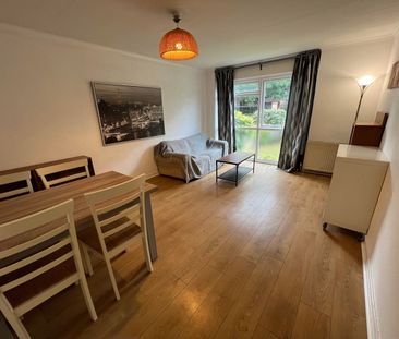 1 Bed Flat, Masboro Lodge, SW19 - Photo 4