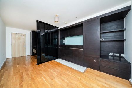 Studio to rent - Photo 2