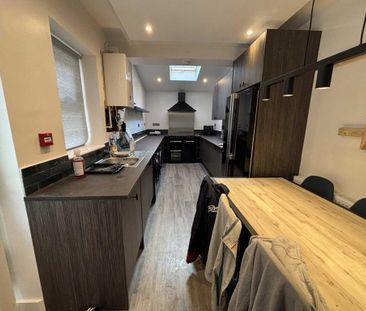 6 bedroom terraced house to rent - Photo 6