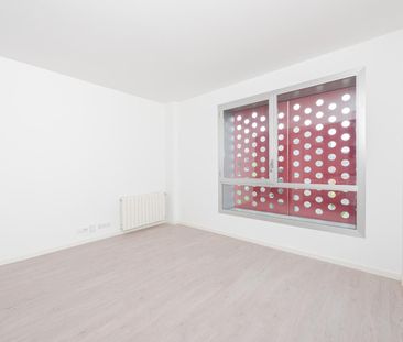 Piso de alquiler en La Rioja, 53, Villanueva de la Cañada ciudad - Photo 5