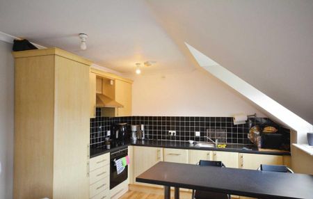 2 bedroom apartment to rent - Photo 5