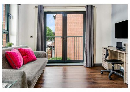 1 bedroom flat to rent - Photo 2