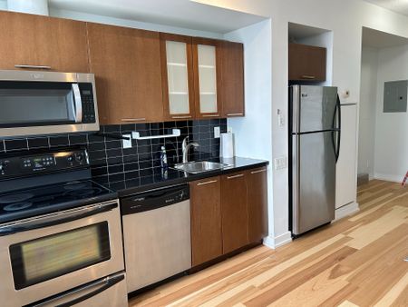 For Lease - 33 Mill Street Unit# 1103, Toronto, Ontario - Photo 2