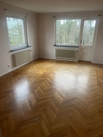 Göteborgsvägen, Borås - Photo 2