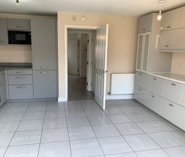 Irvine Crescent, Lubbesthorpe - Photo 4