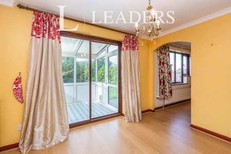 3 bedroom house to rent - Photo 2