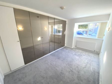 Price £1,550 pcm - Available 16/12/2025 - Unfurnished - Photo 3